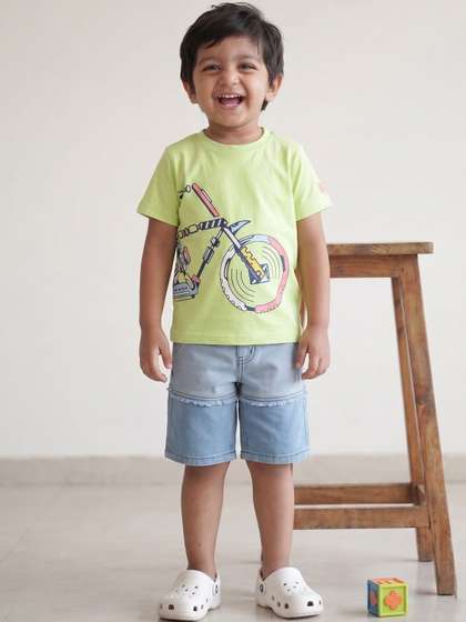 TALES & STORIES
                      Boys Printed T-shirt with Shorts