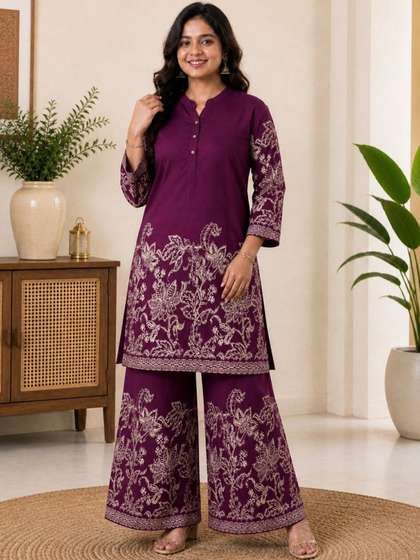 KALINI Girls Ethnic
                    Motifs Printed Regular Kurta with Palazzos