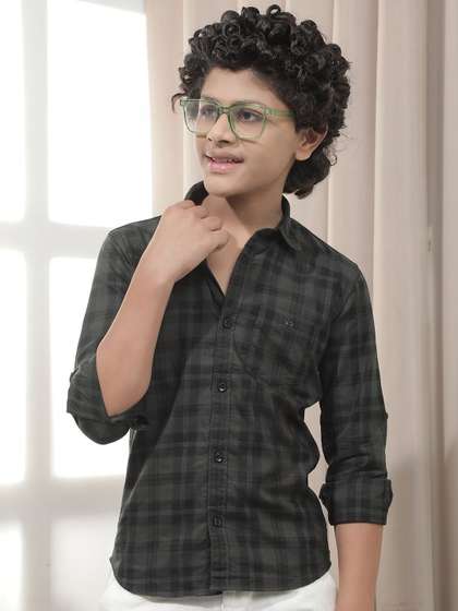 Crimsoune Club Boys Slim
                    Fit Checked Casual Shirt