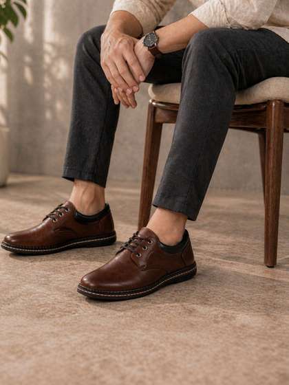 The Roadster
                        Lifestyle Co Men Round Toe Casual Sneakers