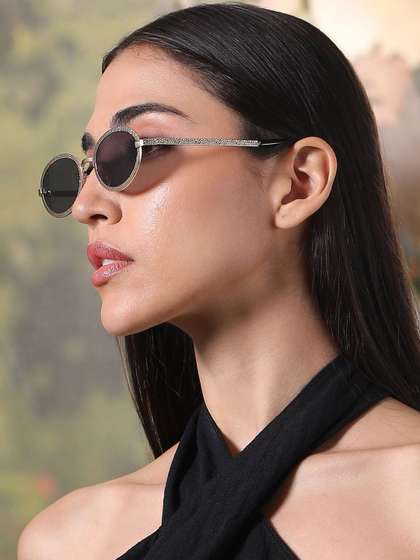 HAUTE SAUCE Women Grey
                      Lens & Silver-Toned Oval Sunglasses with