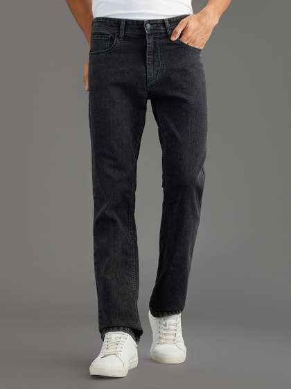 Pepe Jeans Men
                      Holborne Straight Fit Mid-Rise Light Fade
                      Stretchable Jeans