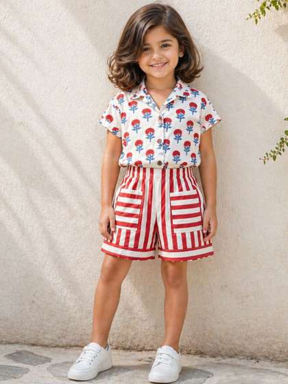 The Magic Wand Girls
                    Printed Shirt with Shorts