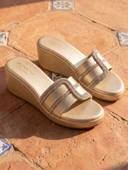 Monrow Textured PU
                        Block Sandals