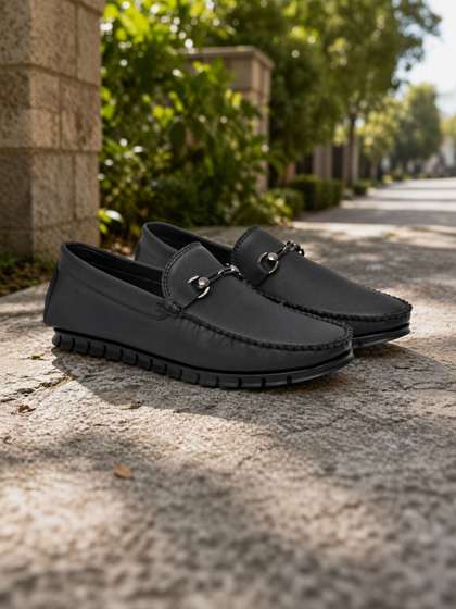 Killer Men
                          Textured Loafers