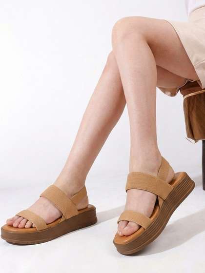 SELFIEE Flatform
                          Sandals