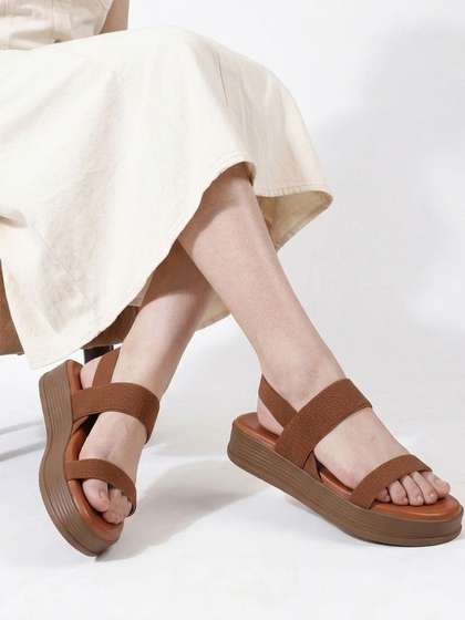 SELFIEE Flatform
                        Sandals