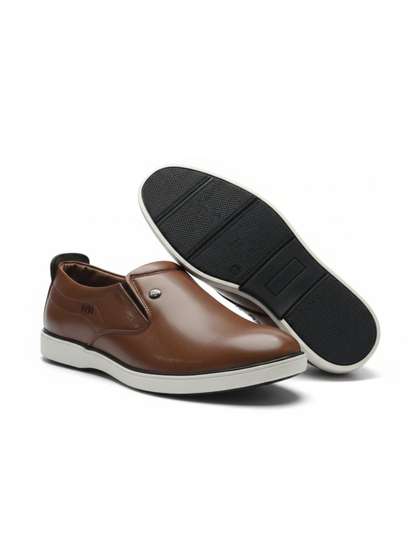 ALSTOM Men
                          Textured PU Sneakers