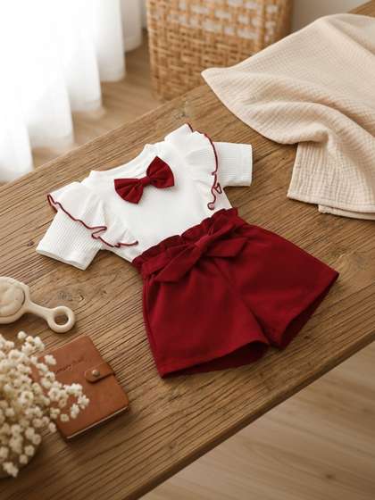 DAWINAR Infants Girls
                      Bow T-shirt With Shorts
