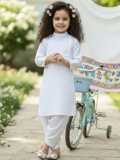 DEVOILER Girls Regular
                    Kurta with Patiala