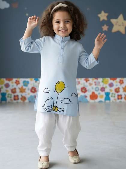 DEVOILER Girls Printed
                    Mandarin Collar Kurta with Patiala