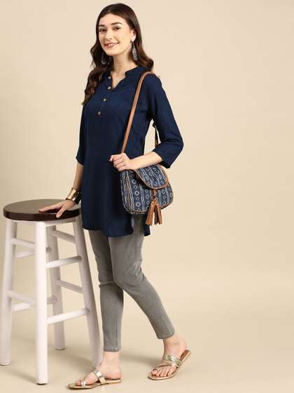 Sangria Navy Blue
                          Printed Short Kurti