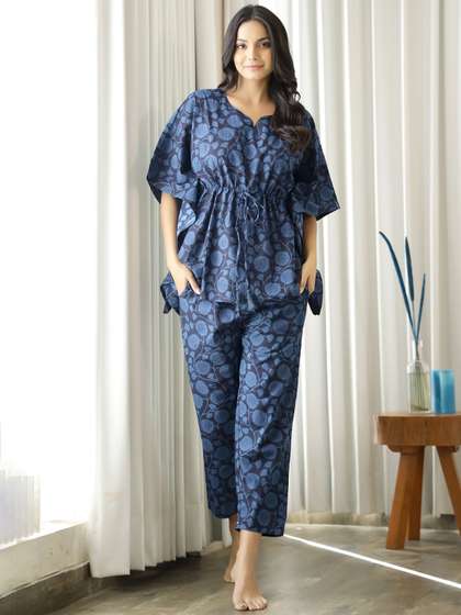 SANSKRUTIHOMES Women
                        Navy Blue Printed Night suit