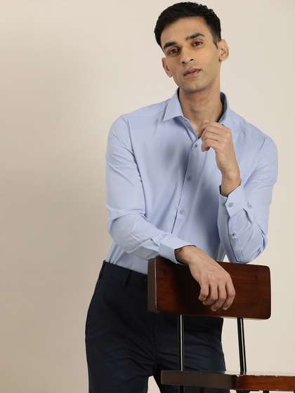 INVICTUS Men Slim
                        Fit Formal Shirt
