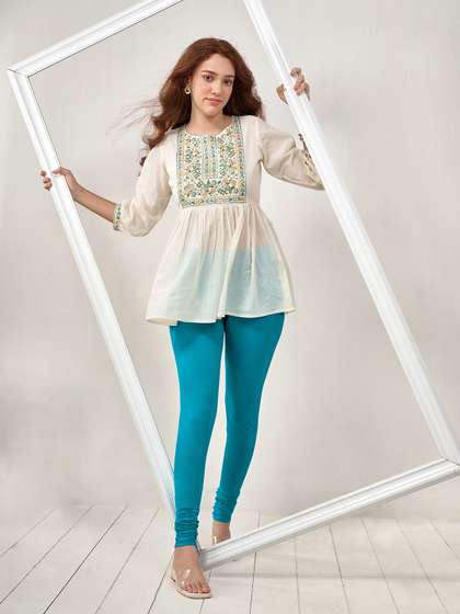 LYRA Women Blue
                        Solid Churidar-Length Leggings
