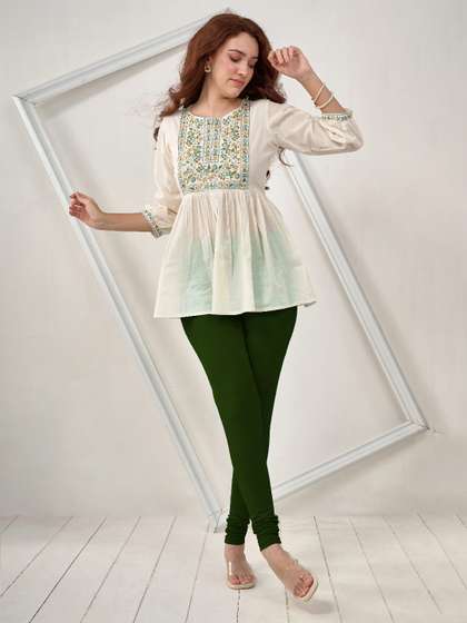 LYRA Women Green
                        Solid Churidhar-Length Leggings