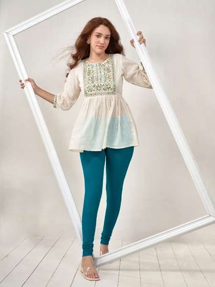 LYRA Women Blue
                        Solid Churidar-Length Leggings