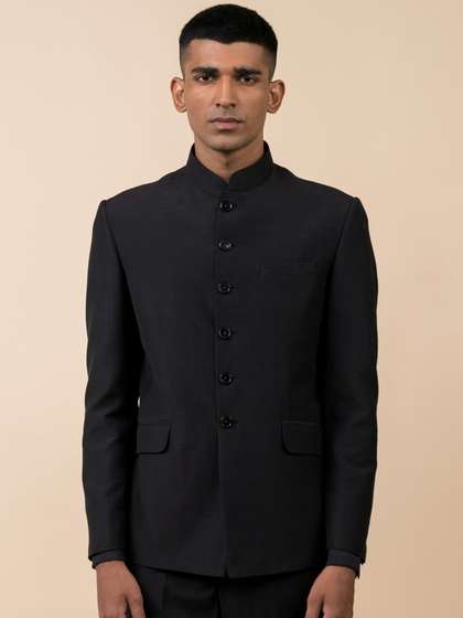 Tasva Men Black
                        Solid 2-Piece Bandhgala Suit