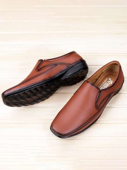 Price History of KRAASA Men Solid Formal Slip On Shoes from Myntra