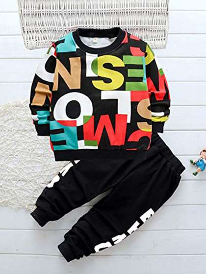 Googo Gaaga Boys Black
                    & White Pure Cotton Printed T-shirt with
                    Trousers