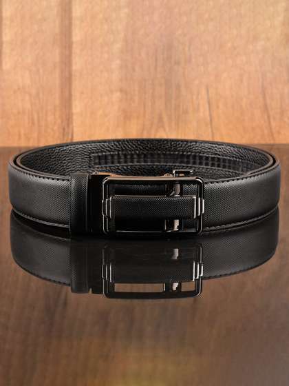 BuckleUp Men Black
                    Textured Belt