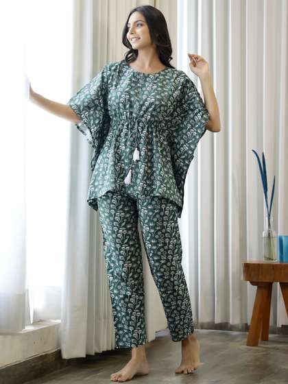 SANSKRUTIHOMES Women
                        Olive Green & White Printed Pure Cotton
                        Night suit