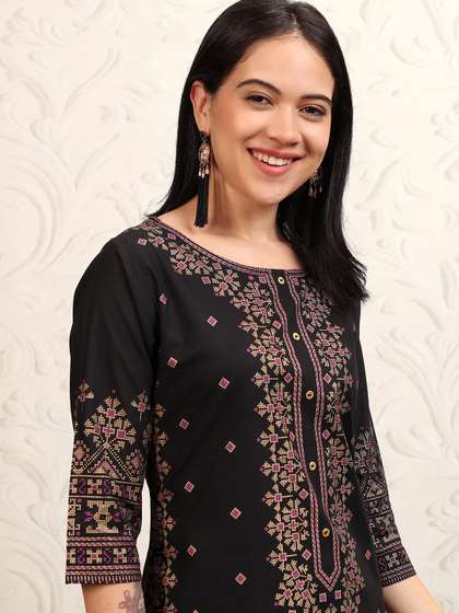 Vishudh Women Black & Golden Printed Straight Kurta