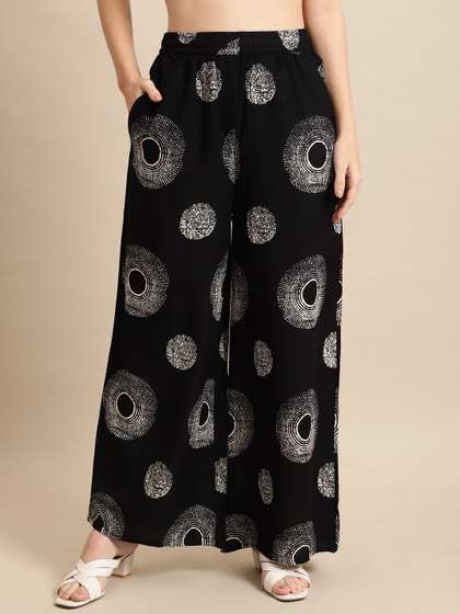 Pistaa Women Printed
                        Flared Palazzos