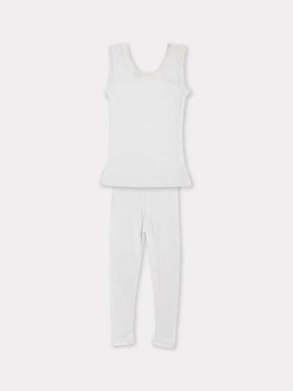 Kanvin Girls Sleeveless
                    Thermal Set