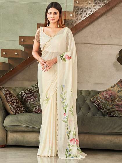 Tikhi Imli
                        Embellished Floral Saree