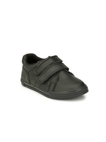 TUSKEY Boys Black
                        Sneakers