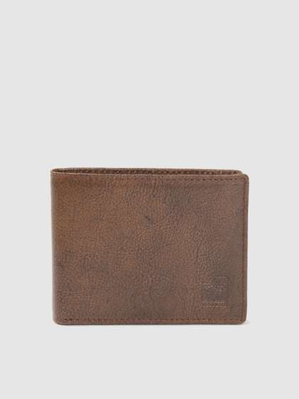 Price History of Woodland Men Leather Two Fold Wallet from Myntra