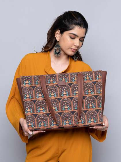 ZOUK Ethnic Motifs Printed Structured Tote Bag