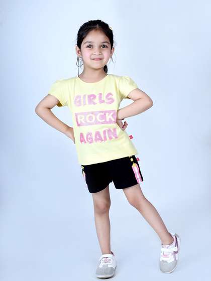 3PIN Girls Printed
                          Pure Cotton T-shirt with Shorts