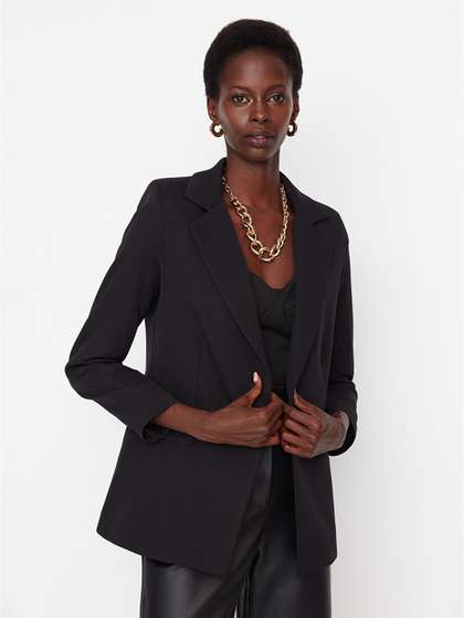 Trendyol Notched
                          Lapel Long Sleeves Single-Breasted Jacket