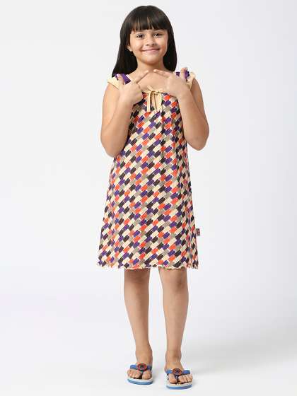 SINI MINI Girls
                      Abstract Printed Pure Cotton Nightdress