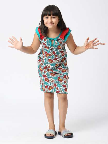 SINI MINI Girls Floral
                      Printed Pure Cotton Nightdress