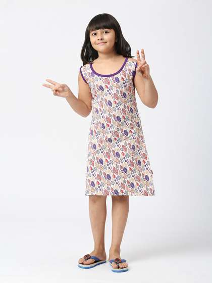 SINI MINI Girls Floral
                      Printed Pure Cotton Nightdress