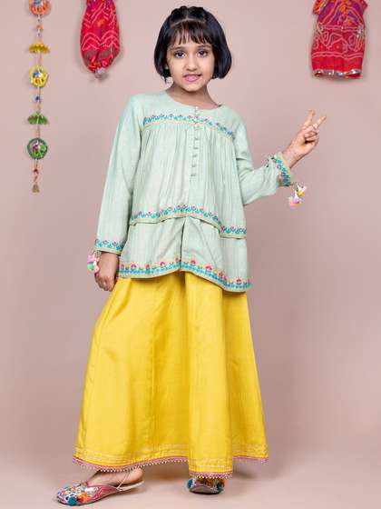 HERE&NOW Girls Green
                    & Yellow Striped Thread Work A-Line Kurti with
                    Skirt