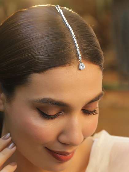 Rubans
                          Rhodium-Plated Cubic Zirconia Studded & AD
                          Drop Handcrafted Maang Tikka