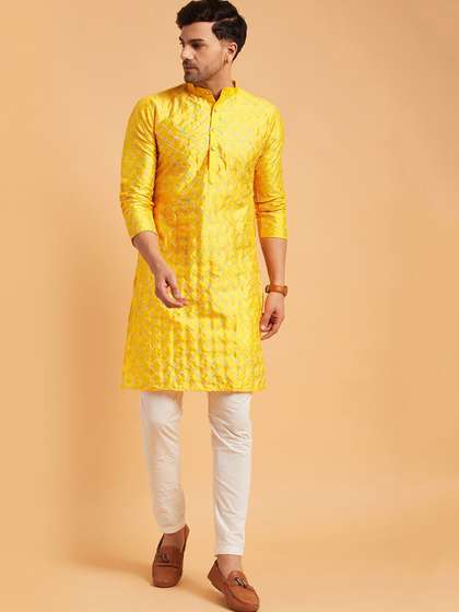 SOJANYA Geometric Embroidered Kurta