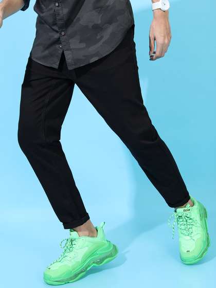 HIGHLANDER Men Black
                        Tapered Fit Chinos