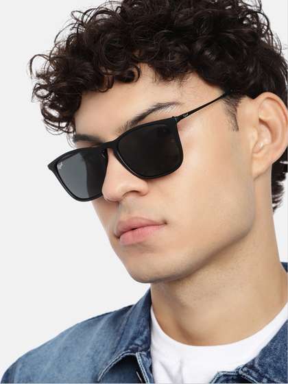 RESIST EYEWEAR
                        UNISEX Black UV Protected Wayfarer Sunglasses