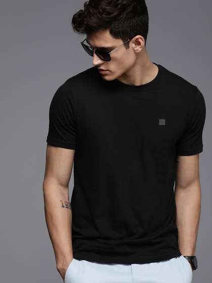WROGN Men Pure Cotton Solid Round Neck Slim Fit T-shirt