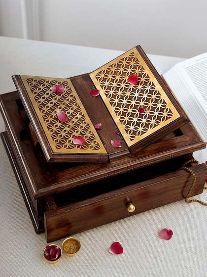DecorTwist Wood Holy Book Stand