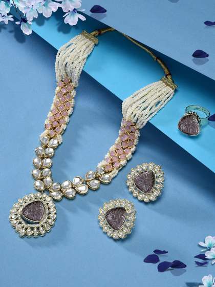 Zaveri Pearls Gold-Plated Kundan-Studded Necklace & Earrings With Finger Ring