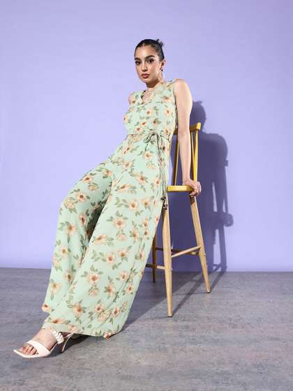QUIERO Printed Basic
                        Jumpsuit
