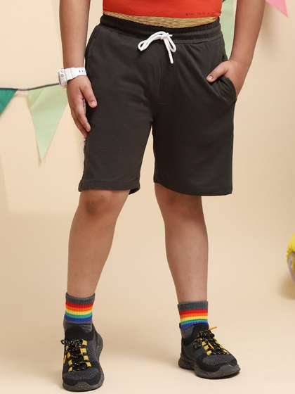 Monte Carlo Boys
                    Mid-Rise Above Knee Length Sports Shorts