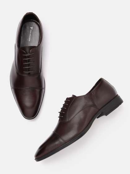 Van Heusen Men
                        Leather Oxford Round Toe Formal Shoes