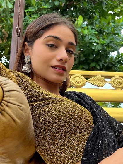 Bindigasm's Advi Woven Design Jacquard Stretchable Readymade Saree Blouse